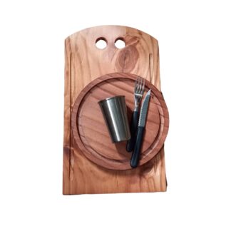 TABLA 3/4 CON PLATITO/ VASO Y CUBIERTOS